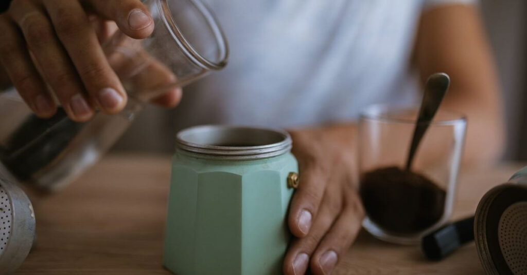 Should I use hot or cold water in a Moka pot