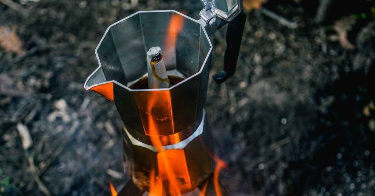 Featured image for “When To Take Moka Pot Off The Heat? (Get The Perfect Brew!)”