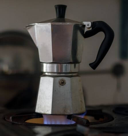 How to reduce sediment in a moka pot coffee 