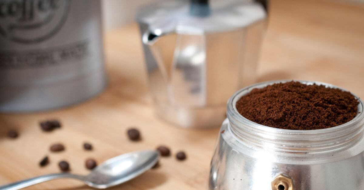 What's The Best Grind Size For A Moka Pot? Ultimate Guide! Coffee